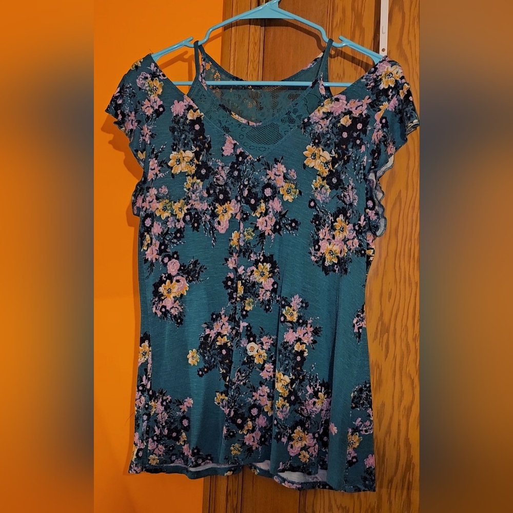 MAURICE floral lace top